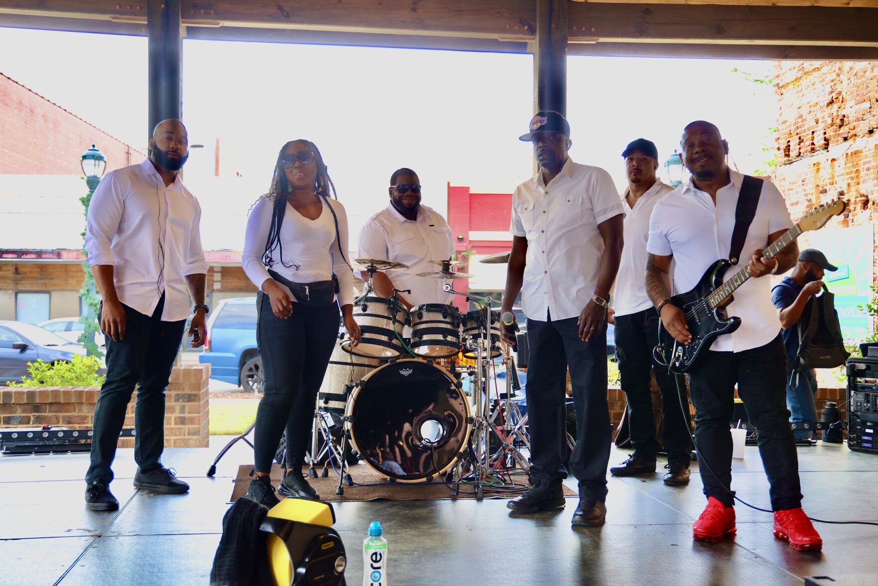 DORA Street Dance
